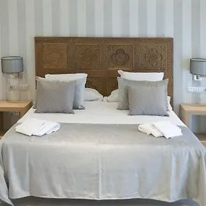 Serennia Exclusive Couette-café Barcelone